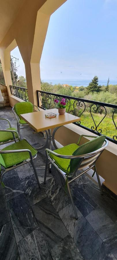 Loukia's And Apartament Paramonas (Corfu)